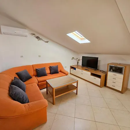 Felix Apartment *